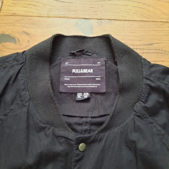 Pull&Bear Lightweight Jacket - Picture 3 of 12